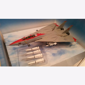 Revell F-14 Tomcat 1:72 Metall Fertigmodell Flugzeug